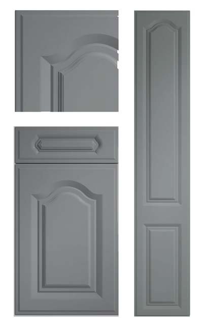 Windsor arched panel traditional style kitchen door. Alternative to Lincoln