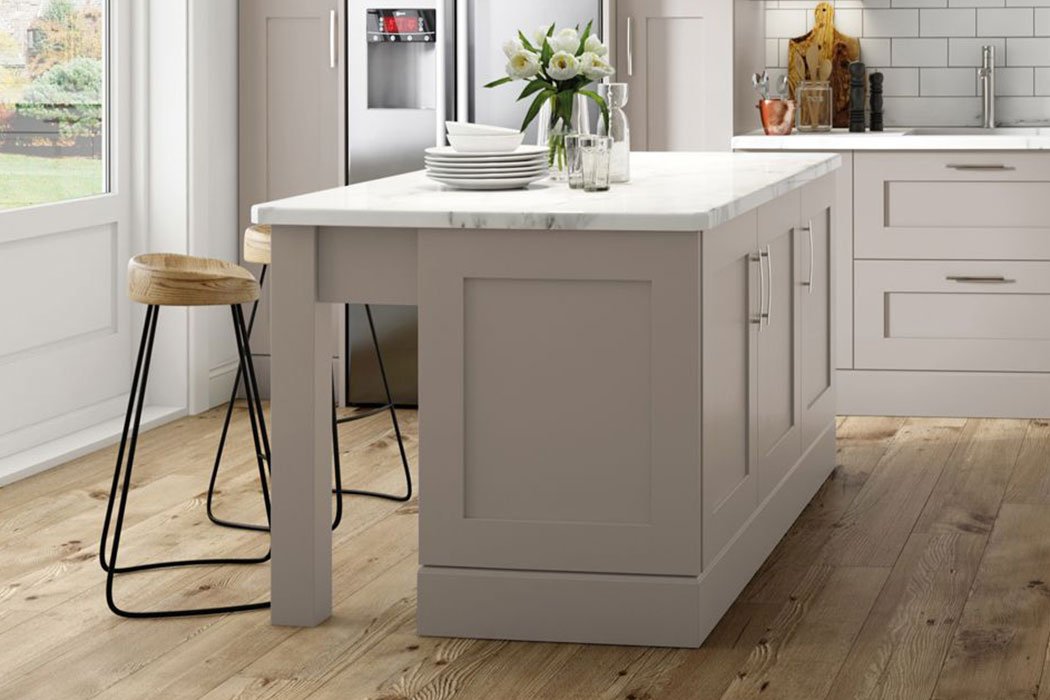 Trenton-plain-shaker-kitchen-island-in-Cashmere